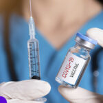 Избежать ограничений по COVID-19 в Тюменской области поможет только вакцинация, считают медики