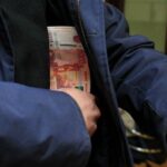 В селе Ярково задержан подозреваемый в краже денежных средств у жителя Нижневартовского района