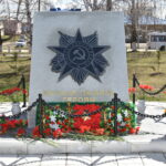 В Ярковском районе появился новый мемориал