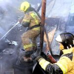 81 пожар произошел в Тюменской области в новогодние праздники, спасены два человека